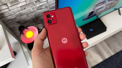 Motorola Moto G Review Affordable Midrange Phone Pretty In Red