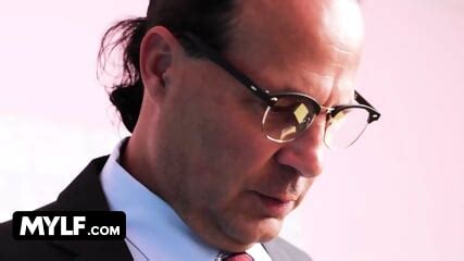 MYLF Hot Mylf Seduces Detectives With Her Tight Body And Gets Spit Roasted In The Interrogation