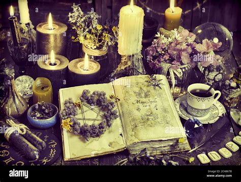 Wicca Herbs Hi Res Stock Photography And Images Alamy