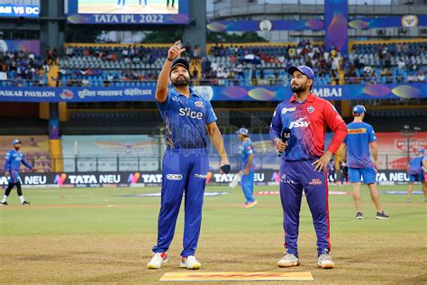 Tata IPL 2022 M69 MI V DC SPORTZPICS Photography