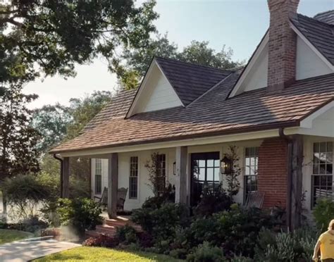 Joanna Gaines Shows Off Emotional Updates To Waco Farmhouse