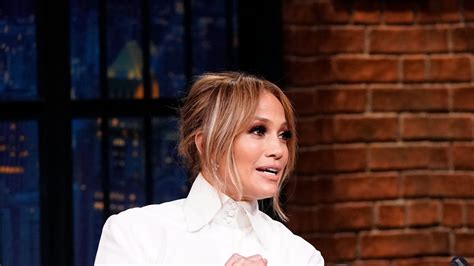 Jennifer Lopez Shuts Down Sexist Interview In Halftime Trailer Woman