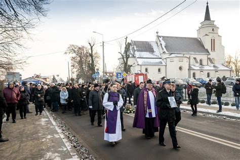 Pogrzeb Jana Nowickiego Aktor został pochowany w rodzinnym Kowalu