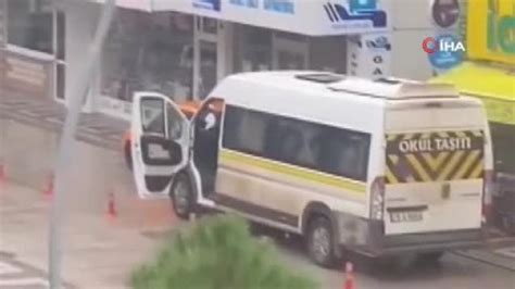 Bursa da yol verme kavgası Sokağı ringe çevirdiler Bursadabugun