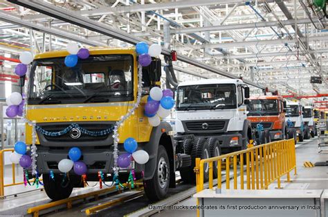 * Chennai - 5000th BharatBenz truck rolls out