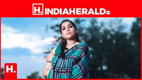 Rashmi Gautam Hot Photos In Saree