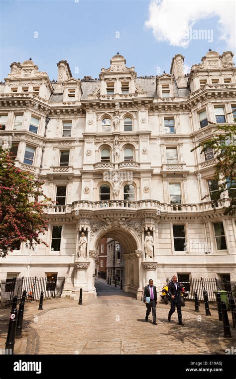 Middle Temple London Hi Res Stock Photography And Images Alamy