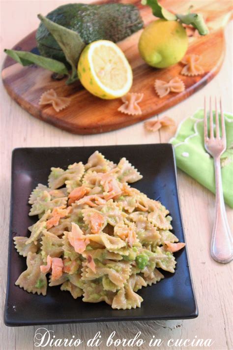 Farfalle Integrali Con Crema Di Avocado E Salmone Diario Di Bordo In