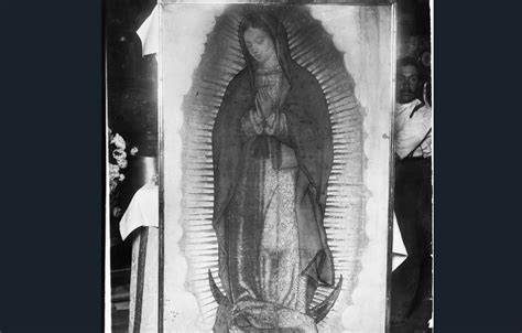 La Primera Foto Del Ayate De La Virgen El Heraldo De Puebla