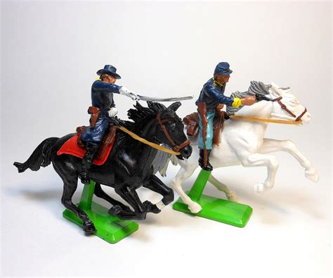 Vintage Civil War Toy Soldiers Britains Deetail Union Black