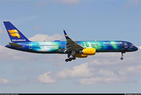 TF FIU Icelandair Boeing 757 256 WL Photo By Maarten Dols ID 613229