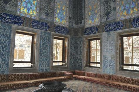 Skip The Line Topkapi Palace Including S Leymaniye Mosque And Ceramics