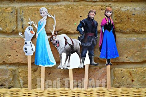 Disney's Frozen Craft - Puppets - Red Ted Art - Kids Crafts