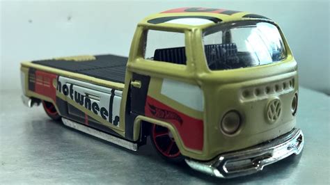 Hot Wheels VOLKSWAGEN T2 PICKUP Art Cars 2017