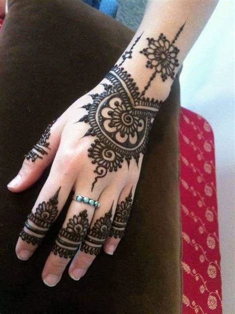 30 Awesome Arabic Mehndi Designs 2020 – SheIdeas