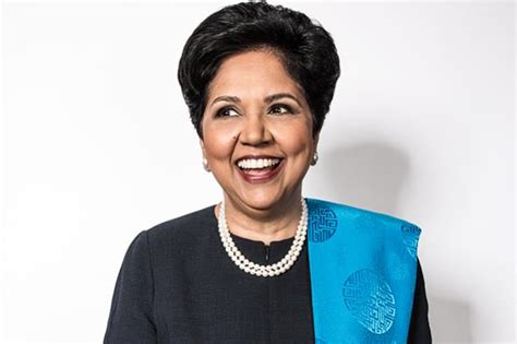 Indra Nooyi la primera mujer más poderosa del mundo Ekosnegocios