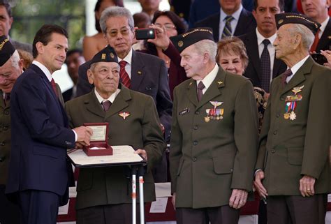 Ceremonia De Imposici N De Condecoraciones Y Ascensos En El Marco Del