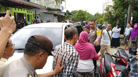 Fakta Pelaku Bom Bunuh Diri Polrestabes Medan Driver Ojol Hingga