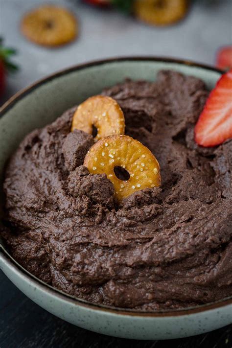 Homemade Dark Chocolate Hummus