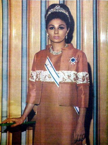 Pin By Nasimi Faramarzi On Empress Farah Diba Farah Diba Farah