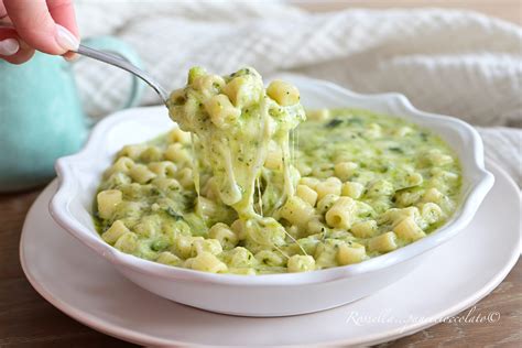 Pasta E Zucchine Cremosa Con Provola Il Piatto Filante Con Ricetta Facile