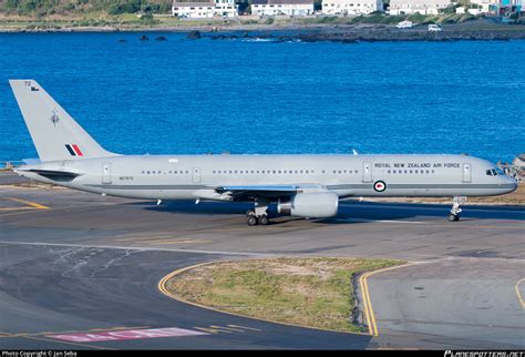 NZ7572 Royal New Zealand Air Force Boeing 757 2K2 C Photo By Jan Seba