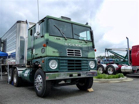 John Kesslers 1973 Dodge L 1000 Coe Semi Tractor A Photo On Flickriver