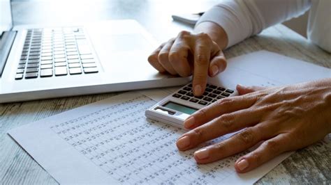 ¿cómo Calcular El Salario Bruto Paso A Paso 2022 Impulsat