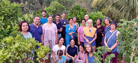 Blooming at Bloom 5, Back to Nature - Poshak Life