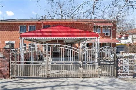 2115 Prospect Ave Bronx Ny 10457 22 Photos Movoto
