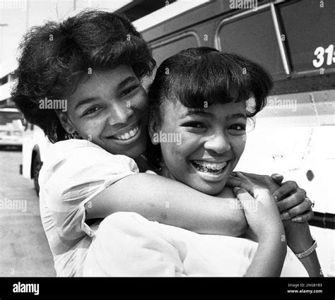 Television actress Kim Fields, right, who starred in "Facts of Life ...