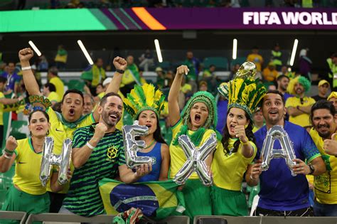 Hinchas Armaron La Fiesta En El Brasil Vs Croacia Por Cuartos De Final