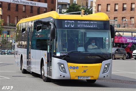 MONBUS 3775 El 3775 Es Uno De Los 3 Volvo B8R Con Carrocer Flickr