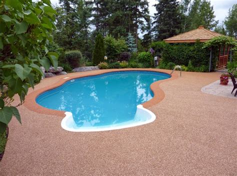 Rubber Pool Deck Surfacing