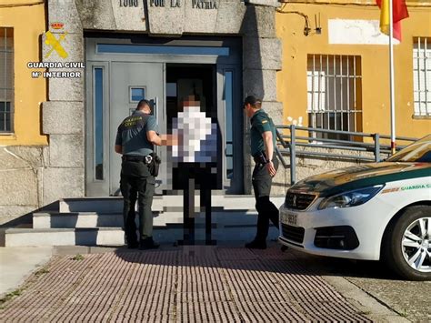 Detenidos Dos Hombres Por Quebrantamiento De Condena En Casos De