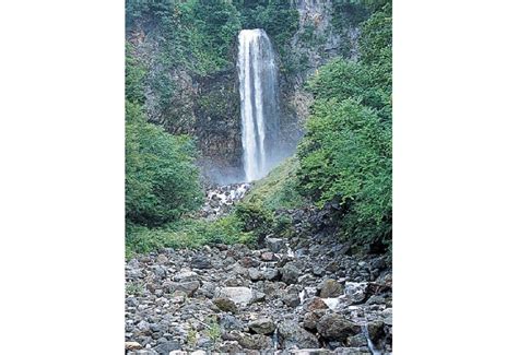 平湯大滝岐阜県高山市のおすすめ観光スポット｜レジャー【旅色】｜旅色