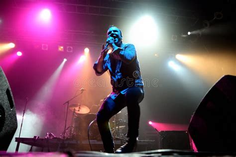 Future Islands (synthpop Electronic Dance Band) Performs at Razzmatazz Stage Editorial Image ...