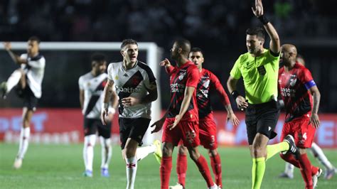 Vasco X Athletico Pr Onde Assistir Ao Vivo E Escalações Sportbuzz