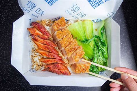 Three Uncles At Hawley Wharf Hot Dinners