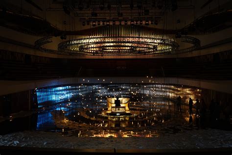 ZARYADYE CONCERT HALL MOSCOW – BASHIBA – Immersive Experiences by ...