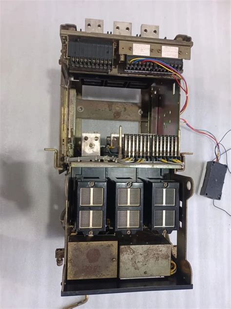 No Of Poles Triple Pole TERASAKI AT16 AIR CIRCUIT BREAKER TEMPOWER