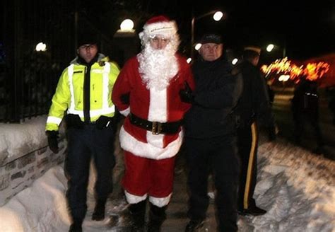 Santa Getting Arrested 14 Pics