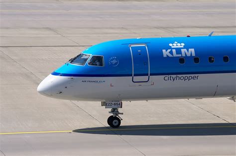 Plane Embraer 190 Klm - Free photo on Pixabay - Pixabay