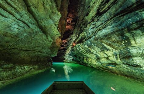 Le Gouffre De Padirac Padirac Pays De Bergerac Tourisme