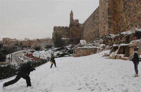 EN IMÁGENES la impactante nevada que cubrió de blanco a Jerusalén