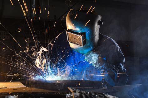 What Are the Differences Between Metal Fabrication and Welding?