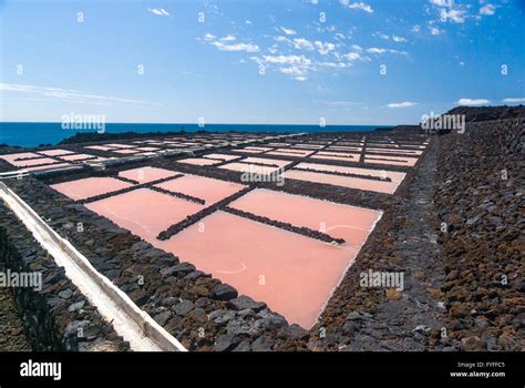 Evaporación de agua de mar fotografías e imágenes de alta resolución