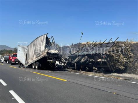 Cami N Ca Ero Impacta A Tr Iler Y Se Incendia En Libramiento Norte El