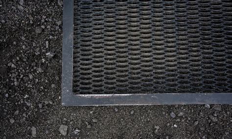 Tips for Using Industrial Absorbent Mats at Your Facility - Blog