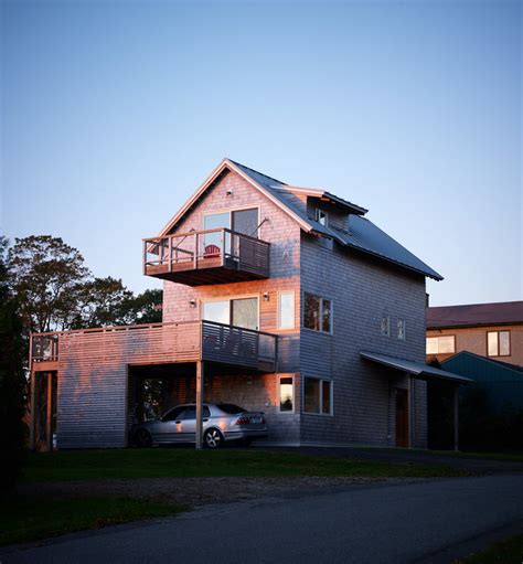 Breakwater House Beach Style Exterior Portland Maine By Kaplan Thompson Architects Houzz